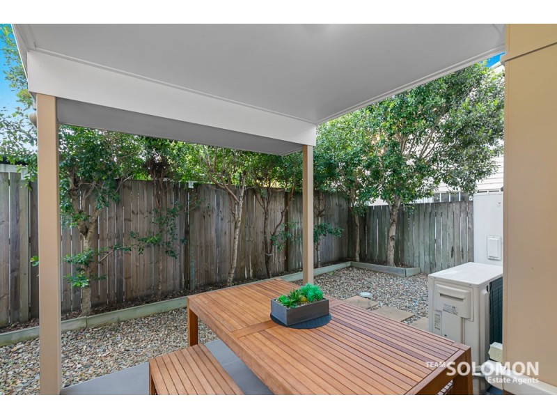 2/24 Dansie Street, Greenslopes QLD 4120