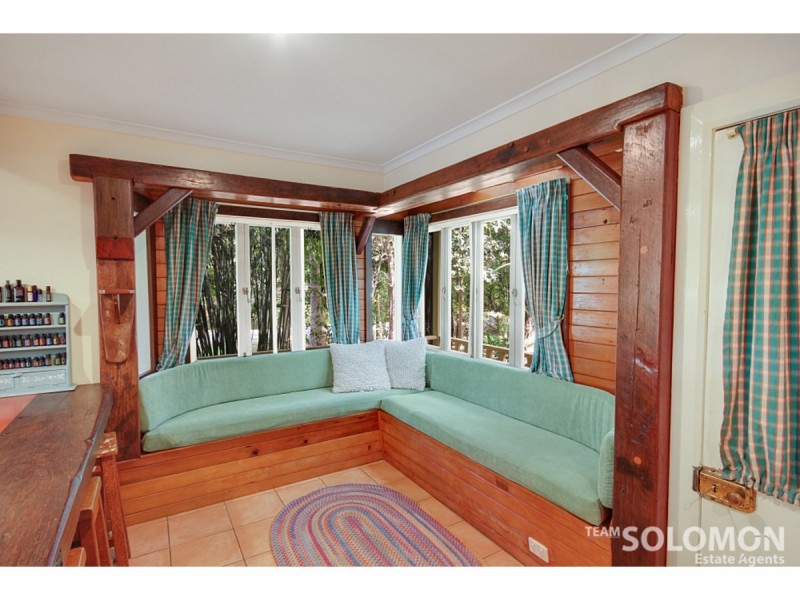 21 Aminya Street, Coochiemudlo Island QLD 4184