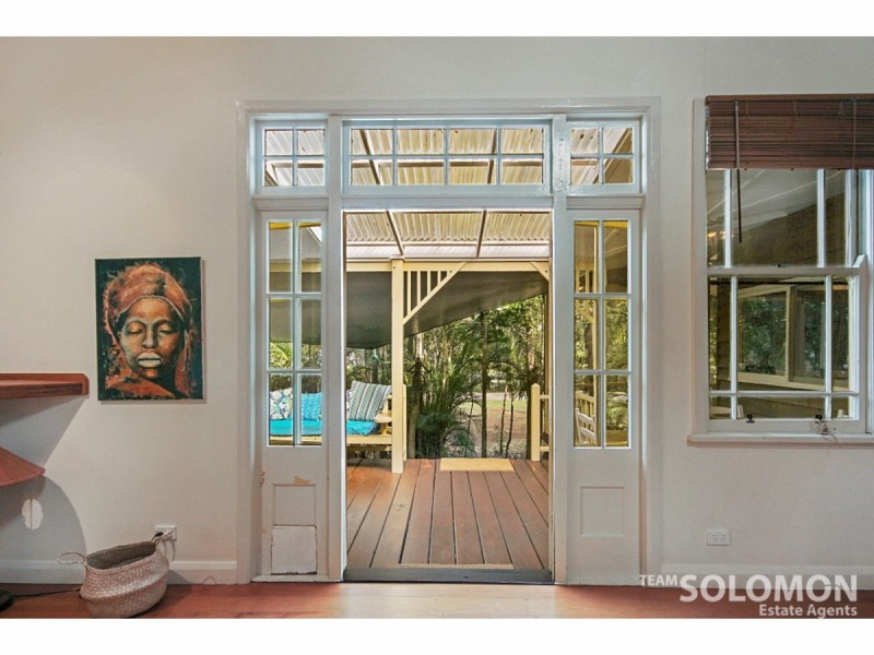 21 Aminya Street, Coochiemudlo Island QLD 4184