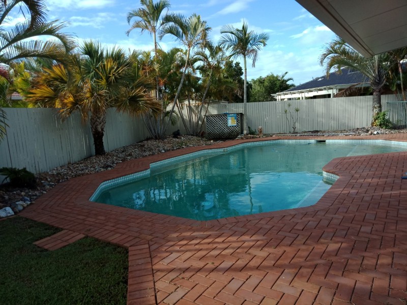 2 Medina Court, Ormiston QLD 4160