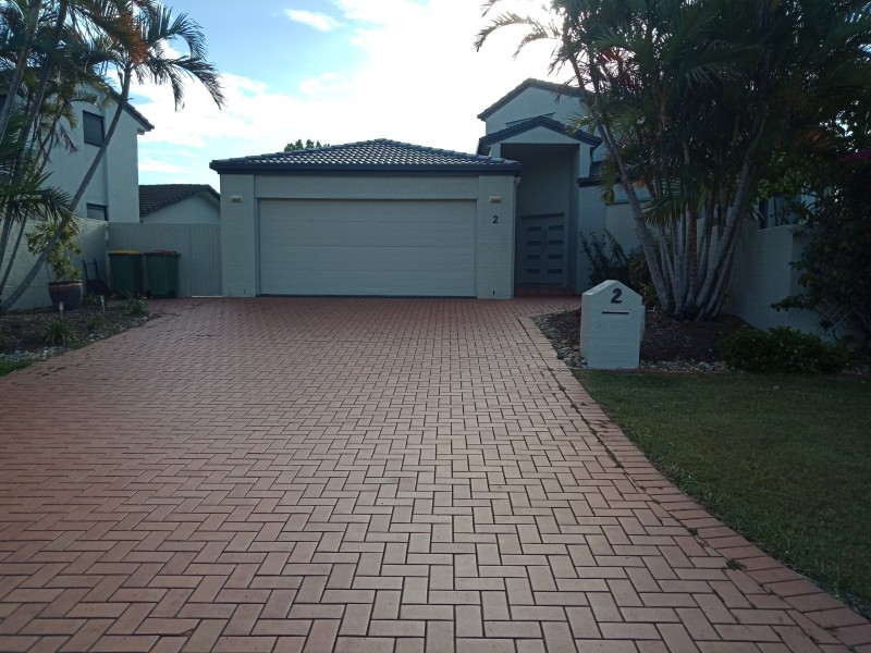 2 Medina Court, Ormiston QLD 4160