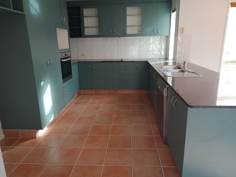 2 Medina Court, Ormiston QLD 4160