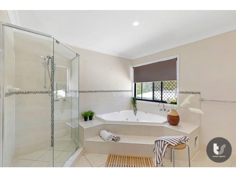 4 Cellarmans Court, Mount Cotton QLD 4165