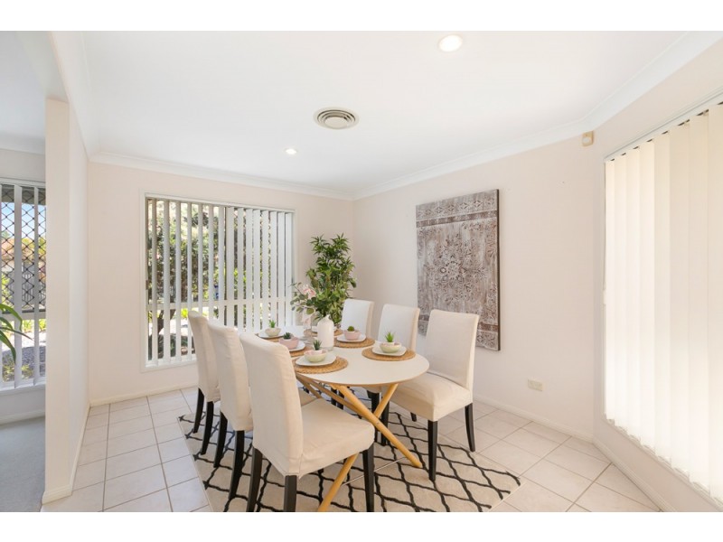 19 Lilly Lane, Birkdale QLD 4159