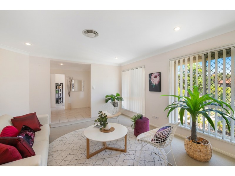 19 Lilly Lane, Birkdale QLD 4159