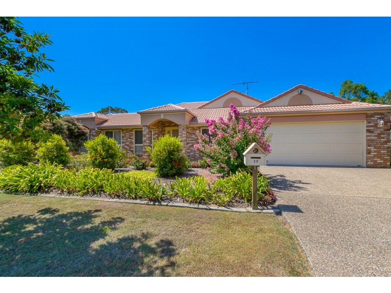 19 Lilly Lane, Birkdale QLD 4159