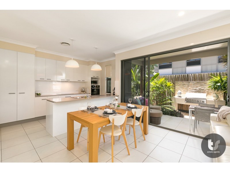6/14 Bainbridge Street, Ormiston QLD 4160