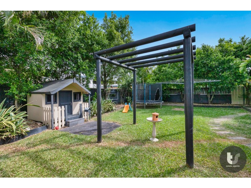 12 Benfer Road, Victoria Point QLD 4165