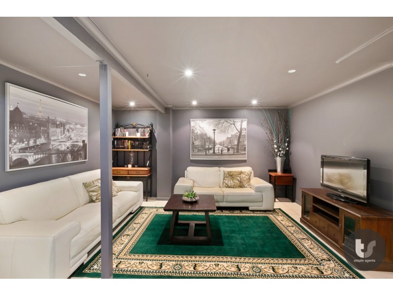 12 Benfer Road, Victoria Point QLD 4165
