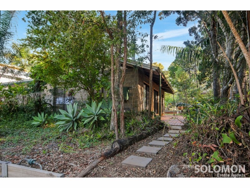 3 Mareela Street, Coochiemudlo Island QLD 4184