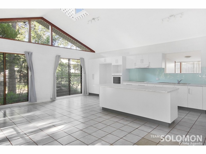3 Mareela Street, Coochiemudlo Island QLD 4184