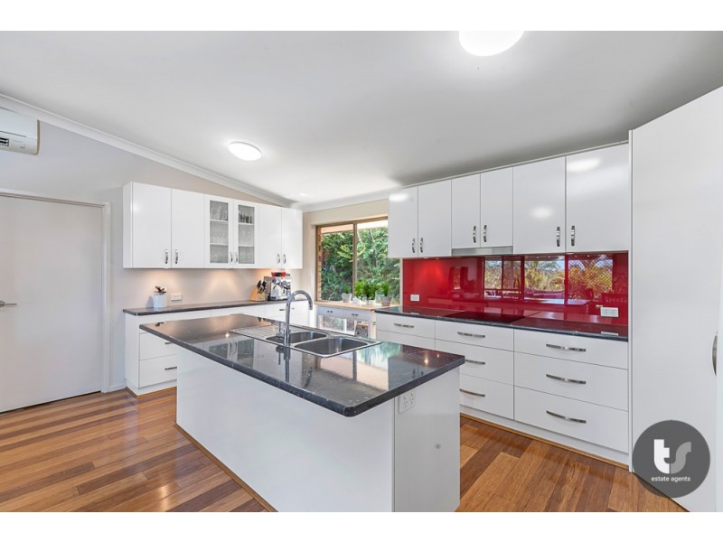 22 Bauple Crescent, Rochedale South QLD 4123