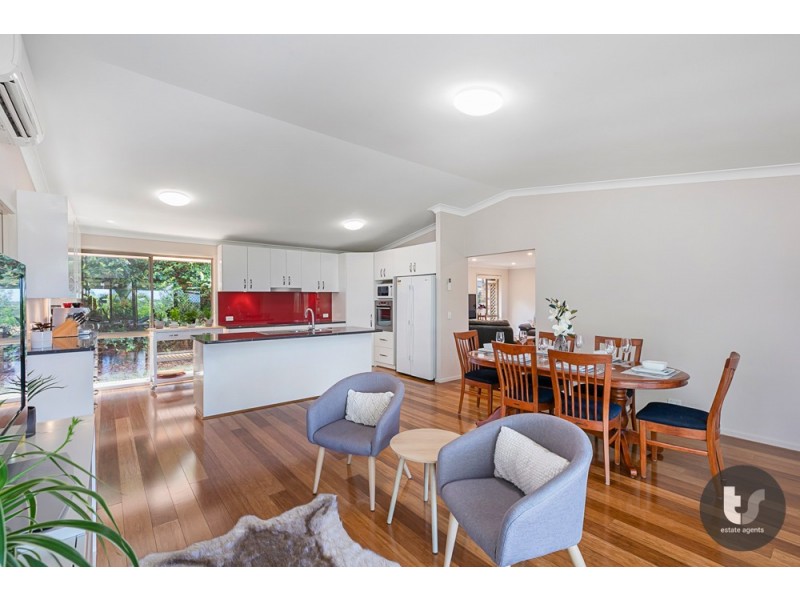 22 Bauple Crescent, Rochedale South QLD 4123