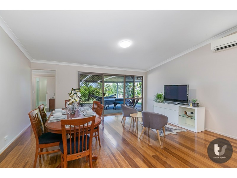 22 Bauple Crescent, Rochedale South QLD 4123