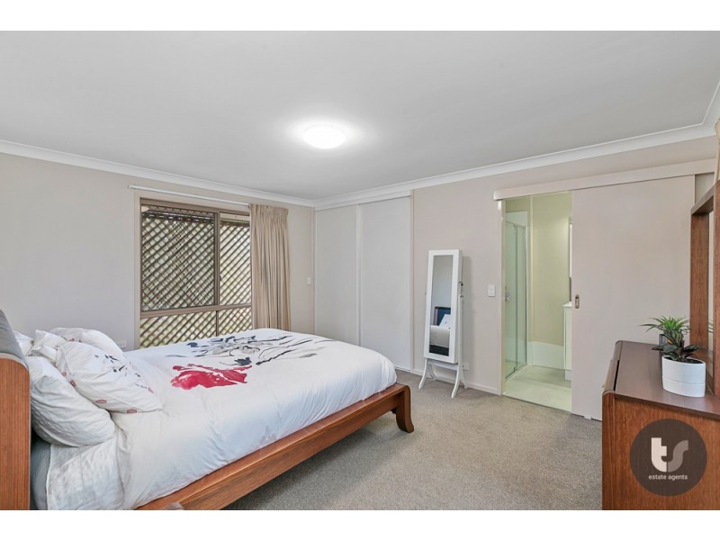 22 Bauple Crescent, Rochedale South QLD 4123
