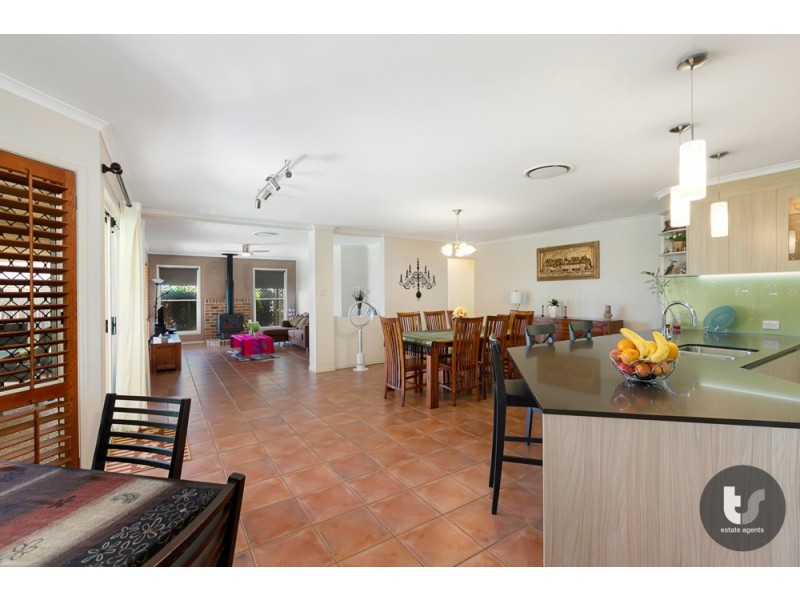 11 Genevieve Court, Wellington Point QLD 4160