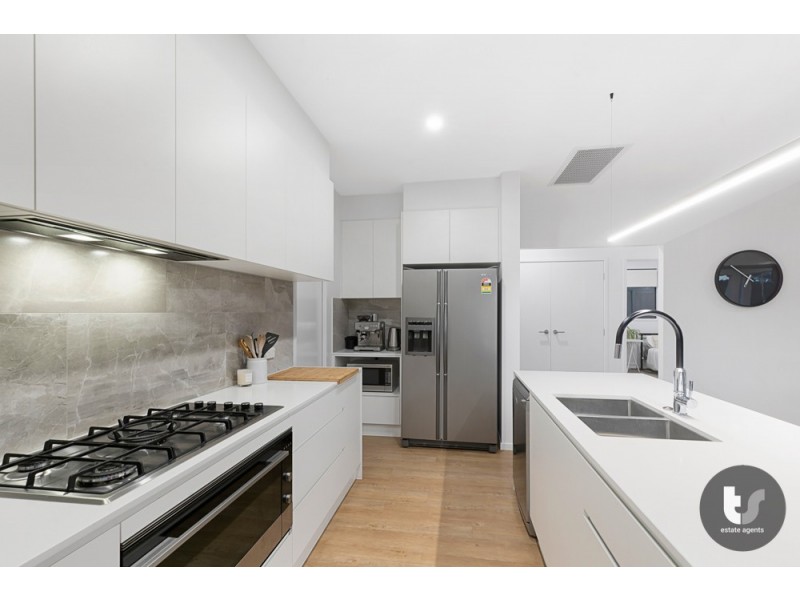 15 Vassi Concord, Cleveland QLD 4163