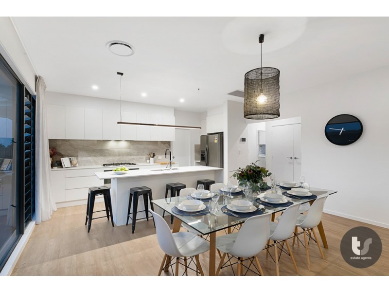 15 Vassi Concord, Cleveland QLD 4163