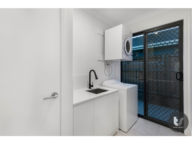 15 Vassi Concord, Cleveland QLD 4163