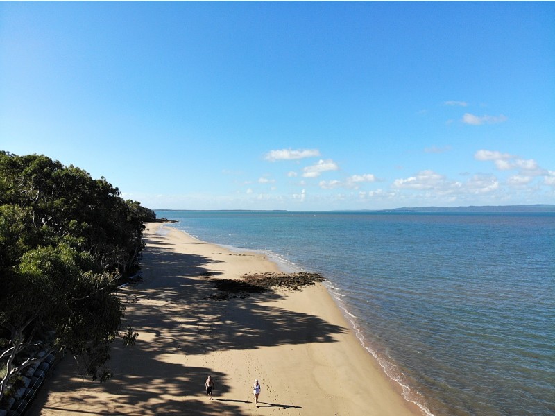 6 Shirley Street, Coochiemudlo Island QLD 4184