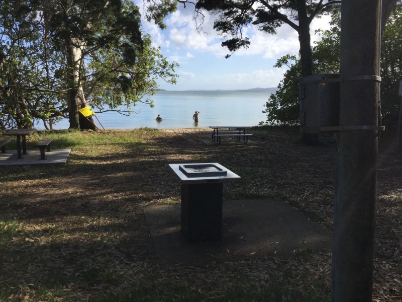 92 Elizabeth Street, Coochiemudlo Island QLD 4184