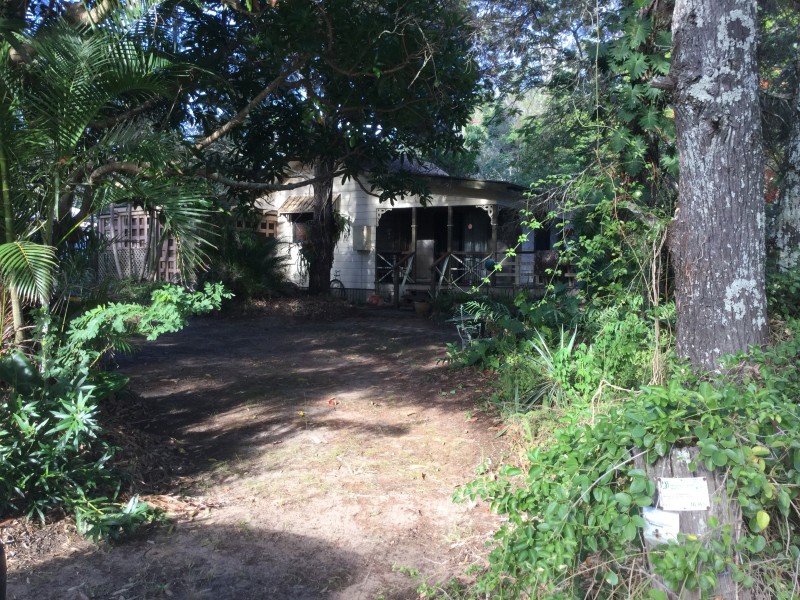 92 Elizabeth Street, Coochiemudlo Island QLD 4184