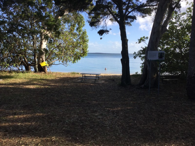 92 Elizabeth Street, Coochiemudlo Island QLD 4184