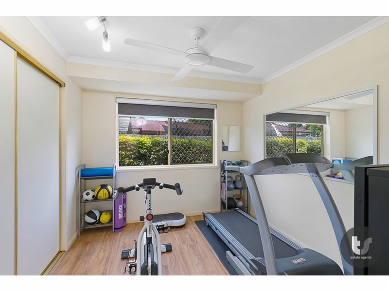 6 Lemongrove Road, Birkdale QLD 4159