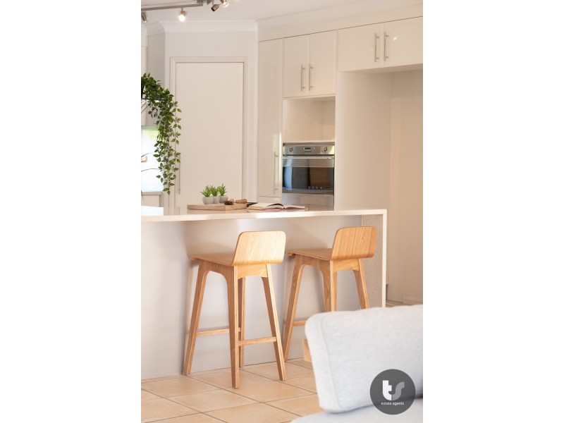 18 Plantation Place, Wellington Point QLD 4160