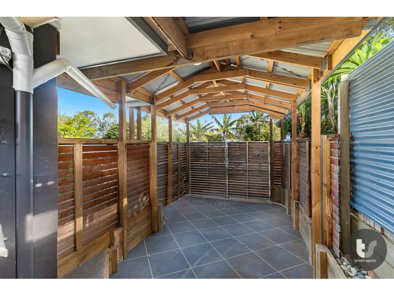 18 Plantation Place, Wellington Point QLD 4160