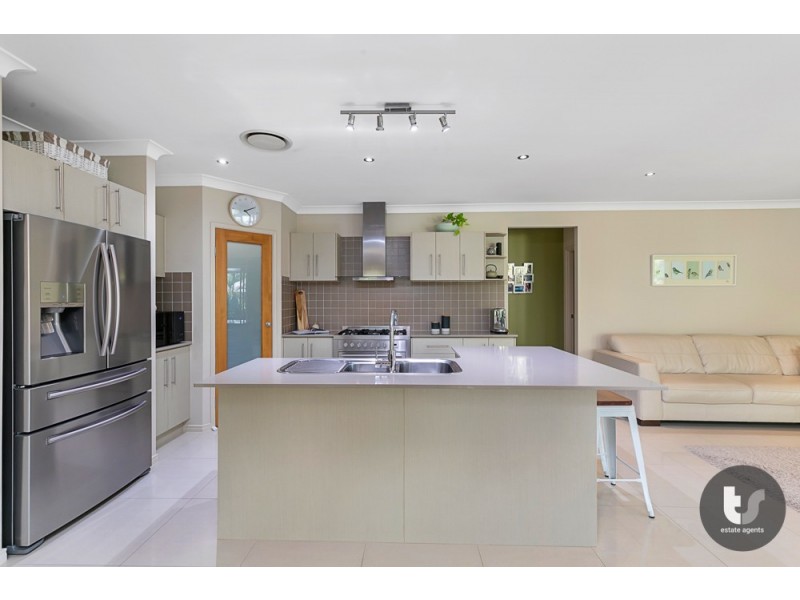 53 Dundas Street, Ormiston QLD 4160