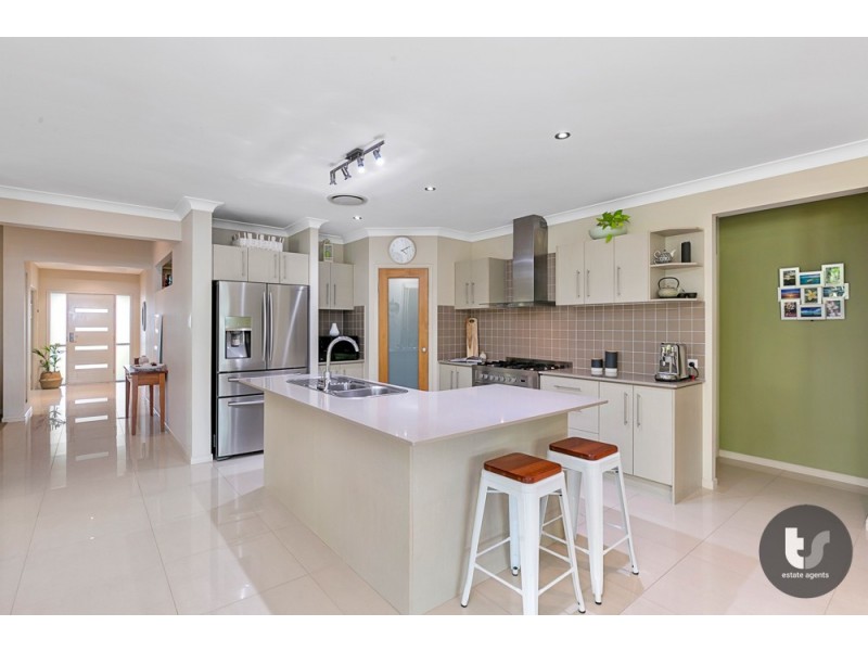 53 Dundas Street, Ormiston QLD 4160