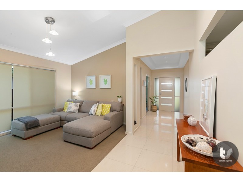 53 Dundas Street, Ormiston QLD 4160