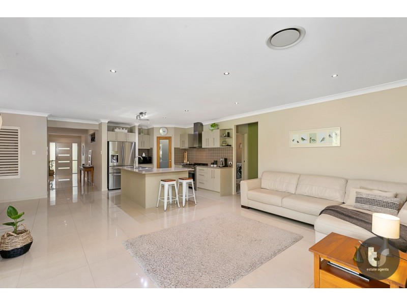 53 Dundas Street, Ormiston QLD 4160