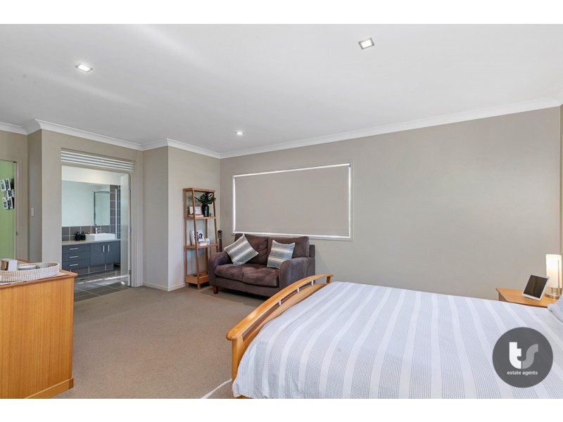 53 Dundas Street, Ormiston QLD 4160