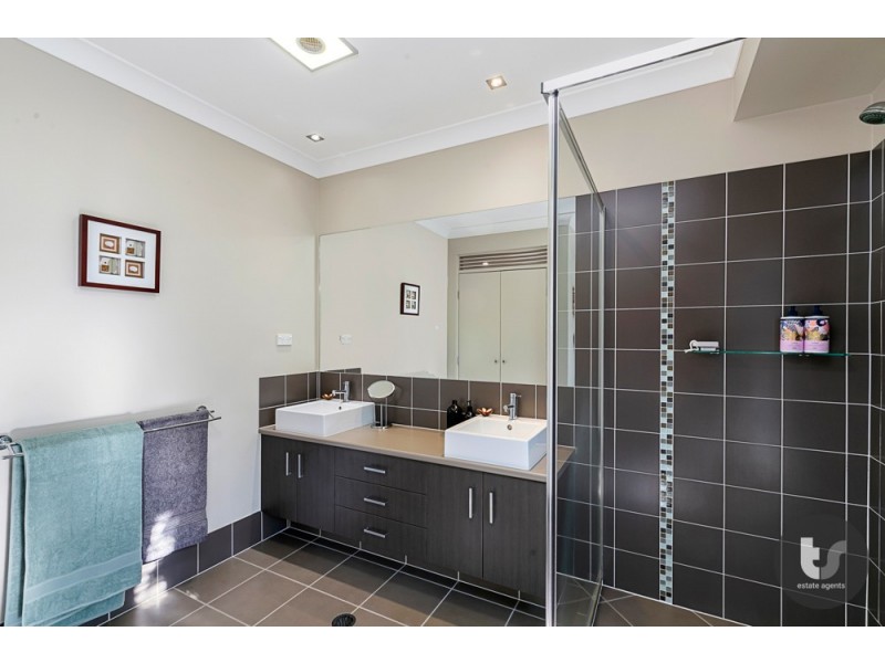 53 Dundas Street, Ormiston QLD 4160