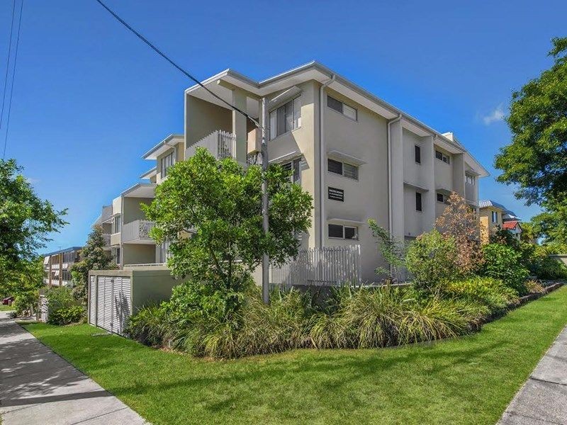 2/36 Kitchener Street, Coorparoo QLD 4151