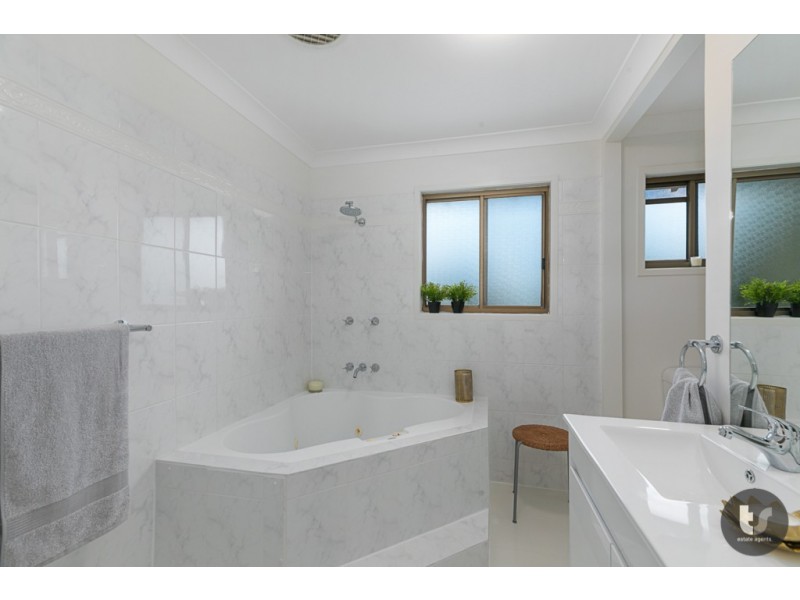 14 Amethyst Street, Alexandra Hills QLD 4161