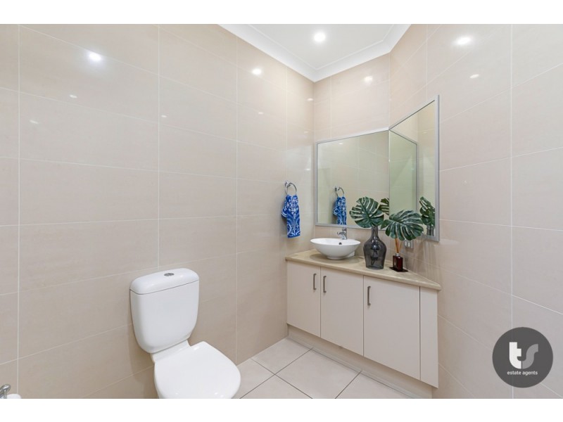 5 Rose Street, Ormiston QLD 4160