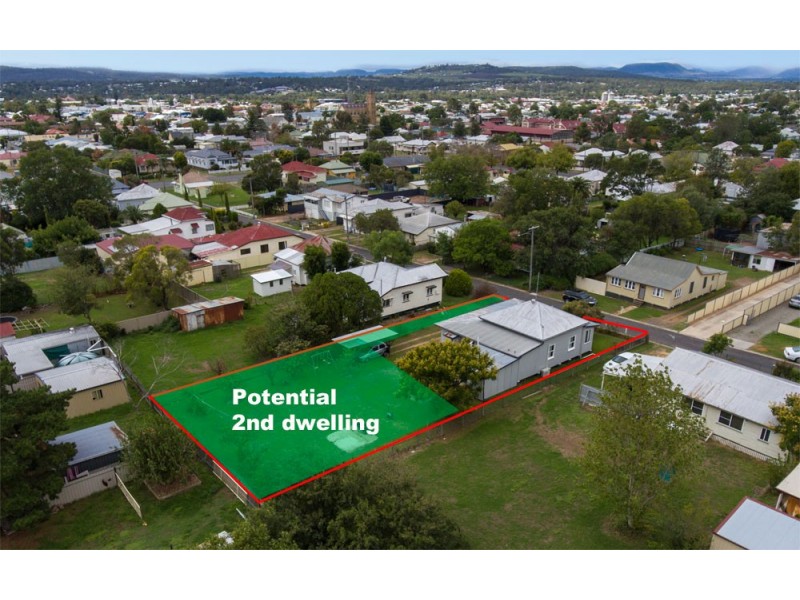 51 Myall Avenue, Warwick QLD 4370