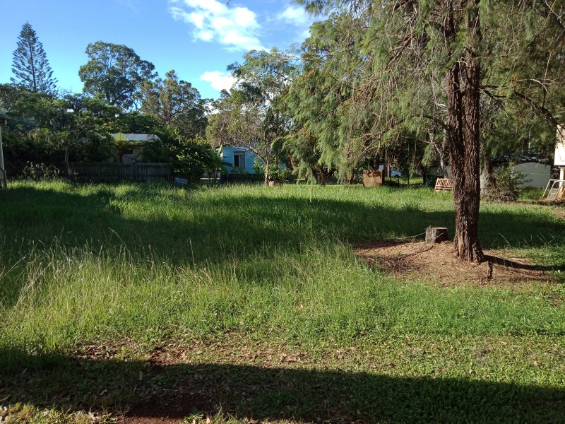 37 Perulpa Street, Coochiemudlo Island QLD 4184