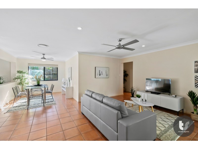 4 Forsyth Place, Wellington Point QLD 4160