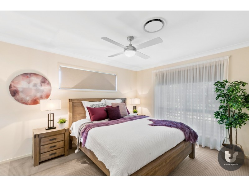 4 Forsyth Place, Wellington Point QLD 4160