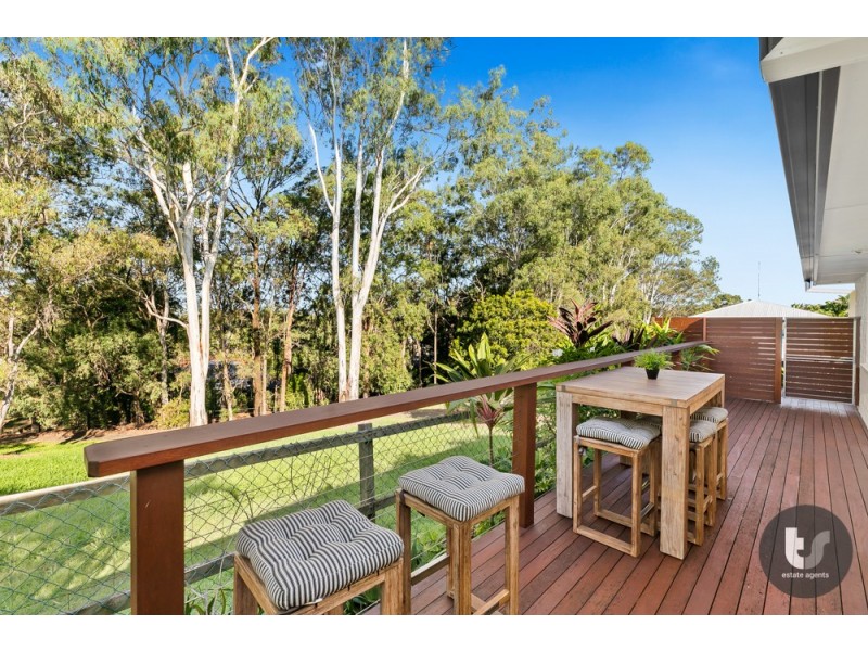 4 Forsyth Place, Wellington Point QLD 4160