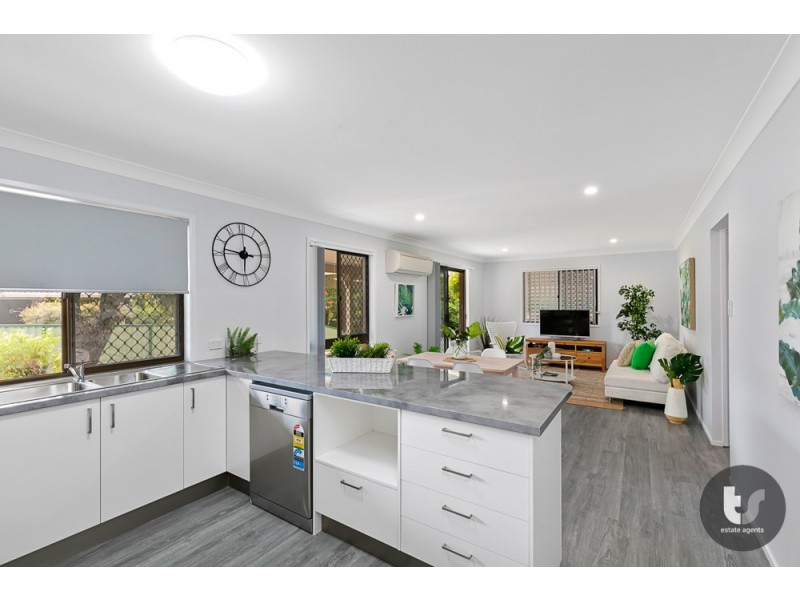 211A Mount Cotton Road, Capalaba QLD 4157