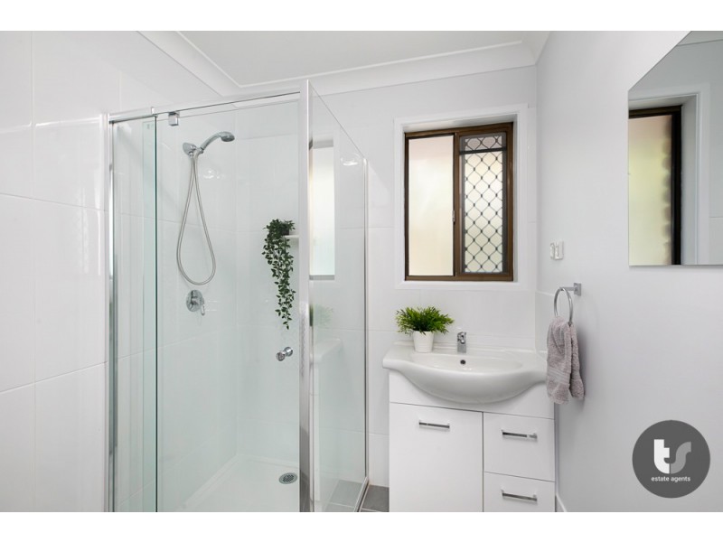 211A Mount Cotton Road, Capalaba QLD 4157