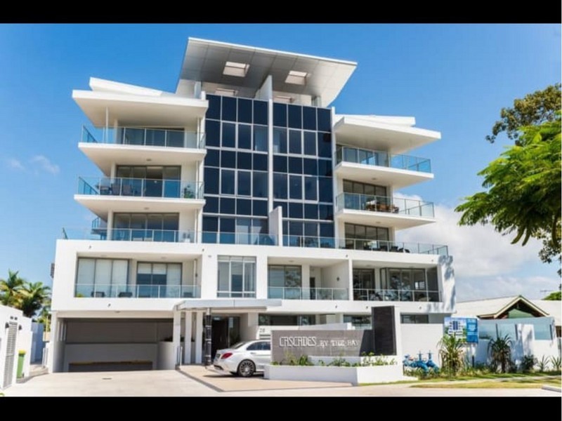 29-31 Shore Street, Cleveland QLD 4163