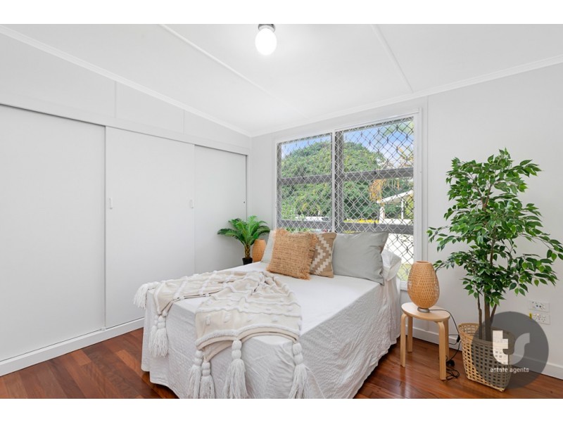40 Raceview Street, Raceview QLD 4305