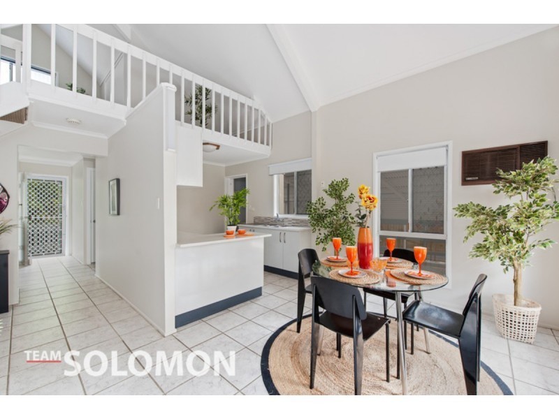 54 Valantine Road, Birkdale QLD 4159