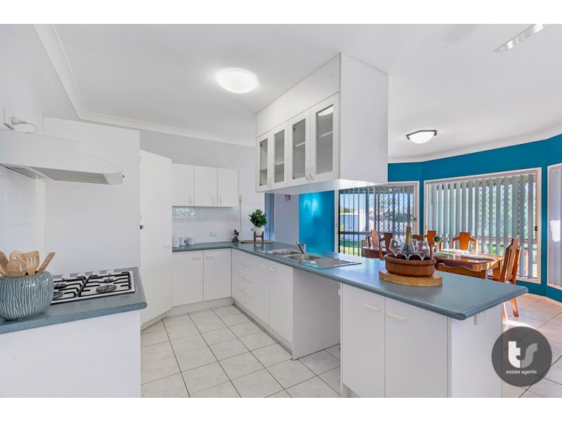 16 Daysland Street, Victoria Point QLD 4165